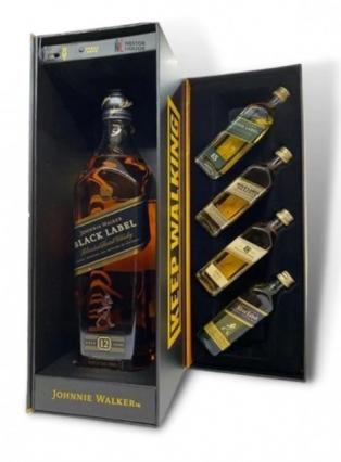 The Johnnie Walker Moments to Share Voice Recorder Gift Set (750ml) (750ml)